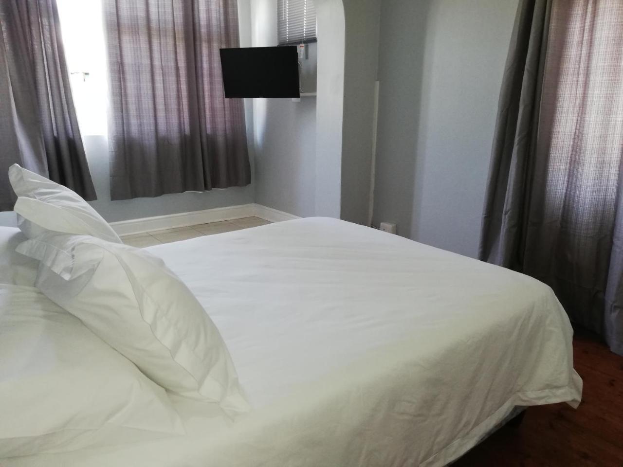 פורט אליזבת' La Maison On 3Rd Guesthouse מראה חיצוני תמונה