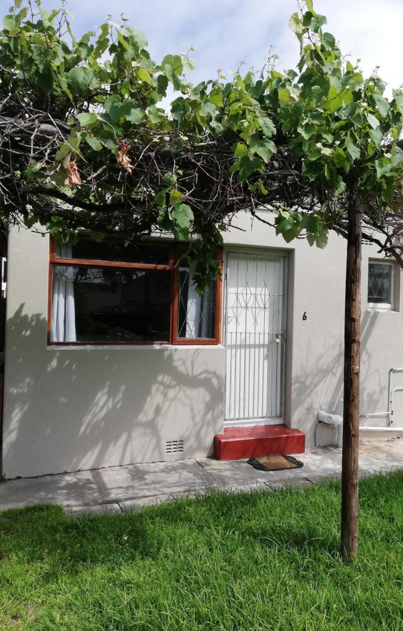 פורט אליזבת' La Maison On 3Rd Guesthouse מראה חיצוני תמונה