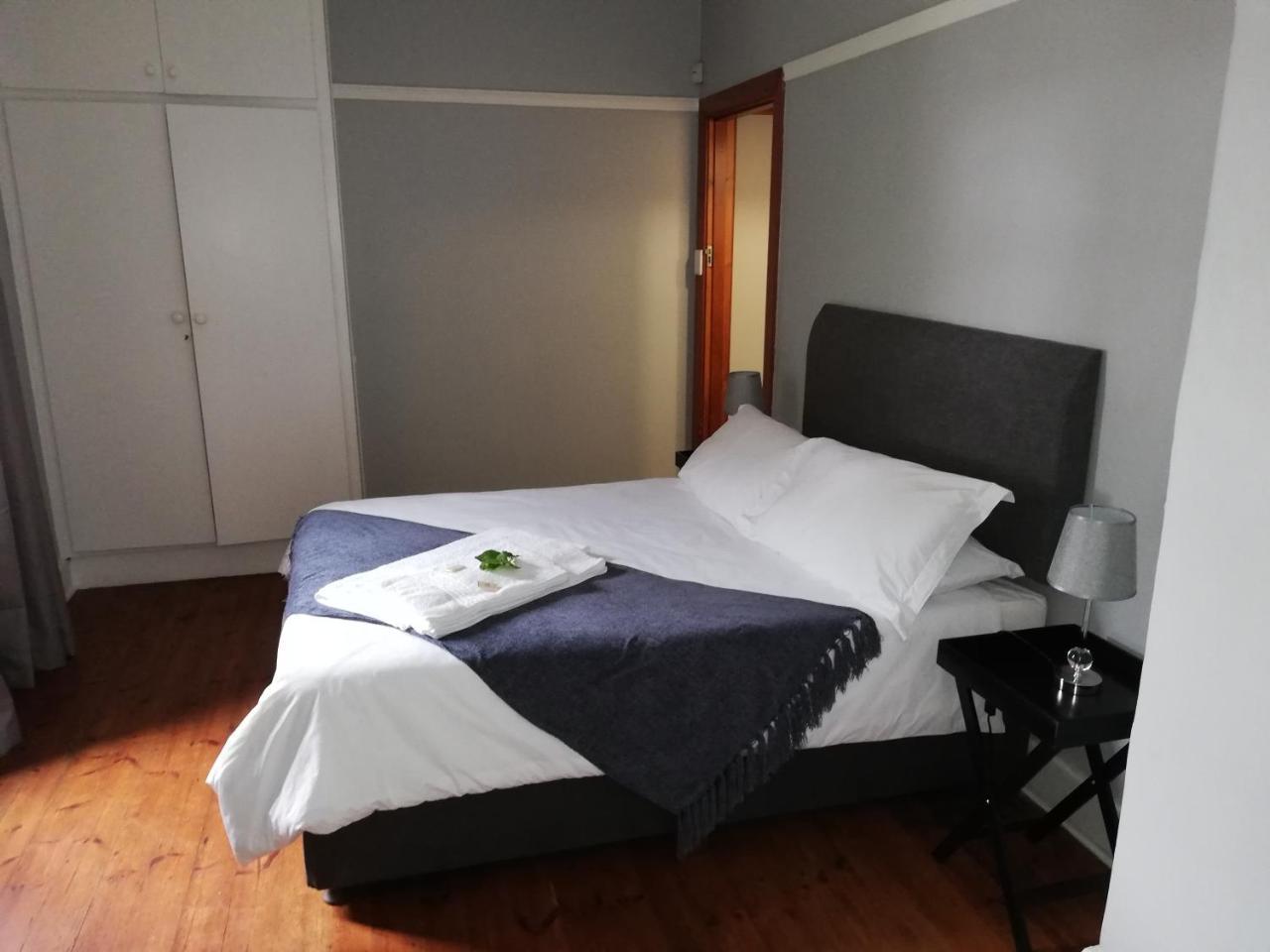 פורט אליזבת' La Maison On 3Rd Guesthouse מראה חיצוני תמונה